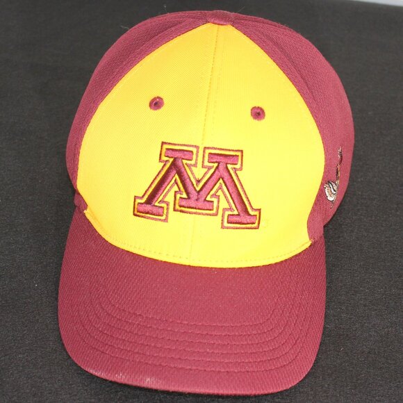 University of Minnesota Gophers Maroon/Gold Baseball Cap - Velcro Strap - Picture 3 of 6